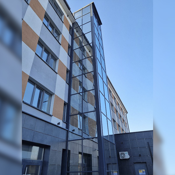 Вертикальный подъемник для инвалидов Грак-450 LuxLift